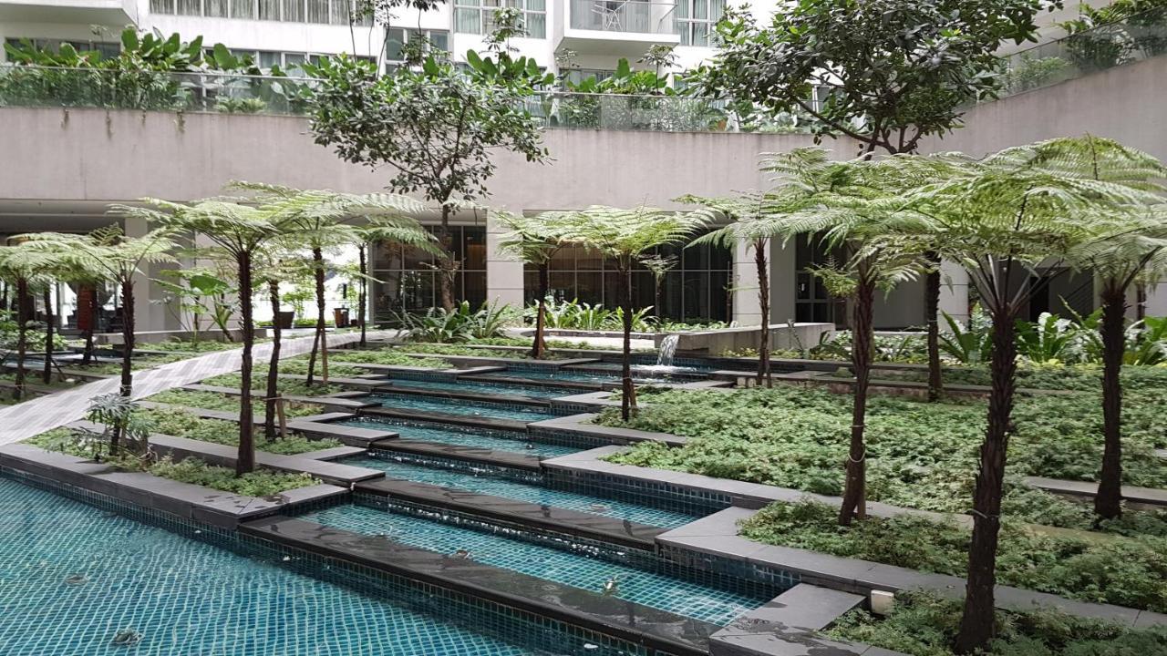 Starsbed Klcc Skyview Roof Pool Hostel كوالالمبور المظهر الخارجي الصورة