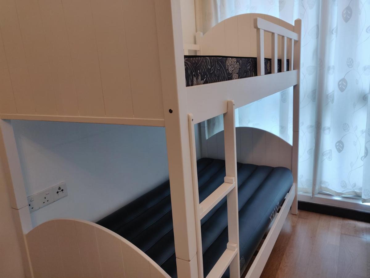 Starsbed Klcc Skyview Roof Pool Hostel كوالالمبور المظهر الخارجي الصورة