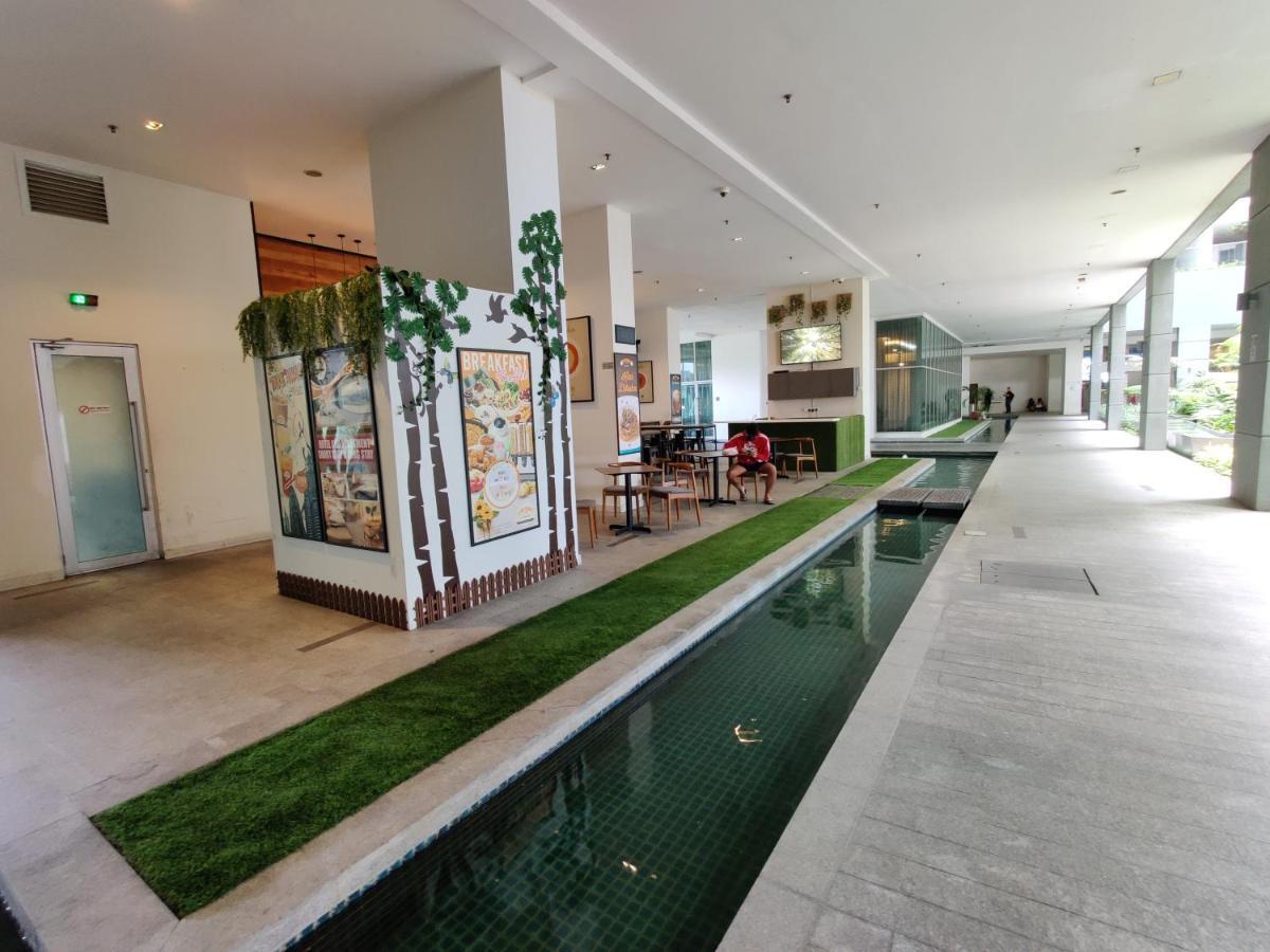 Starsbed Klcc Skyview Roof Pool Hostel كوالالمبور المظهر الخارجي الصورة